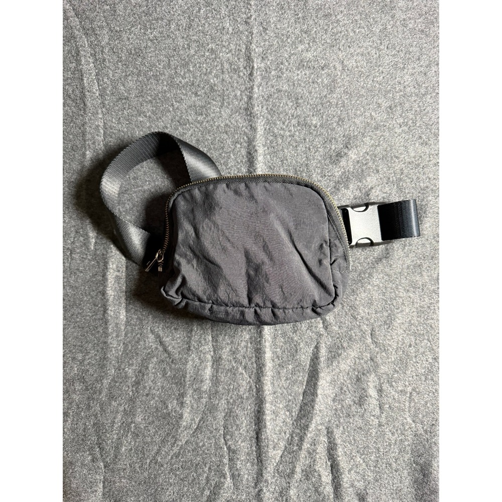 Ododos Black Nylon Belt Bag Adjustable Waist Pack Crossbody Fanny Pack